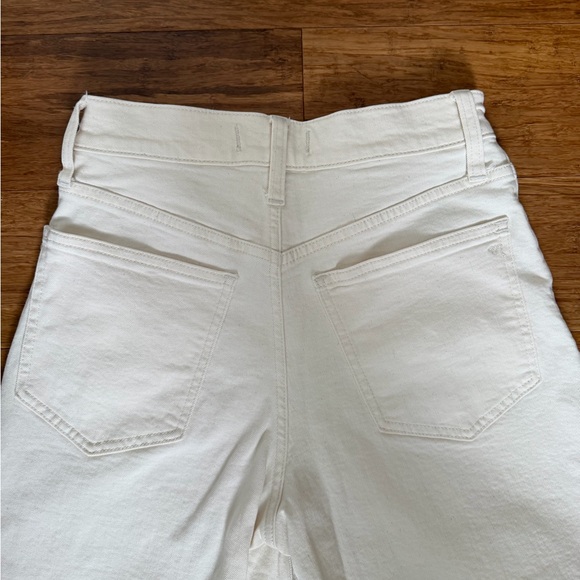 Madewell The Perfect Vintage Wide-Leg Crop Jean in Vintage Canvas Cream - Picture 12 of 12